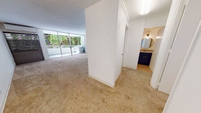 Building Photo - 2BD/2BA/1PRKG at The Barclay in Makiki, Ho...