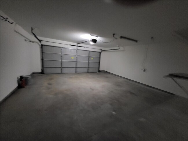 Building Photo - 13839 Walnut Hollow Ln