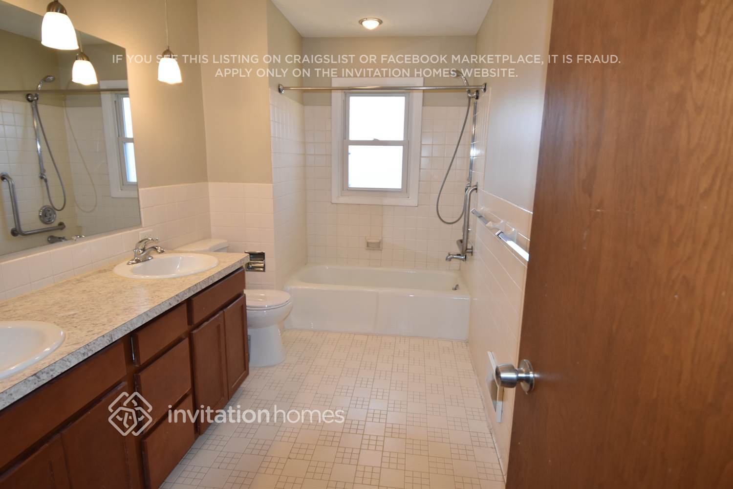 Building Photo - 5245 Triton Dr