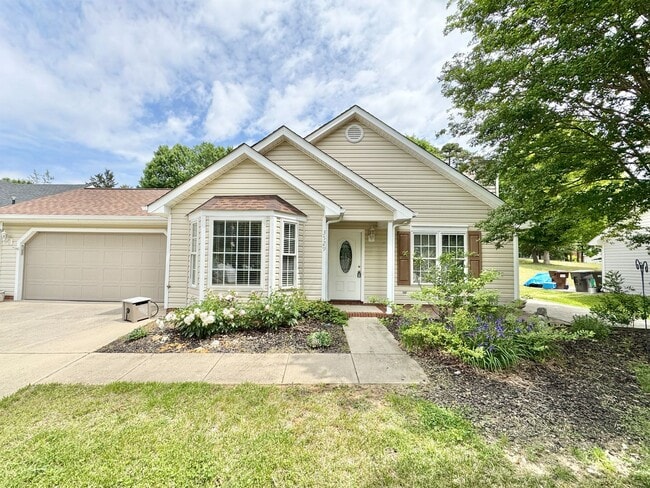 Building Photo - Adorable 3 Bedroom Home in High Point!