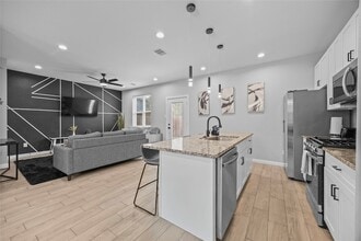 Building Photo - 7418 Mount St