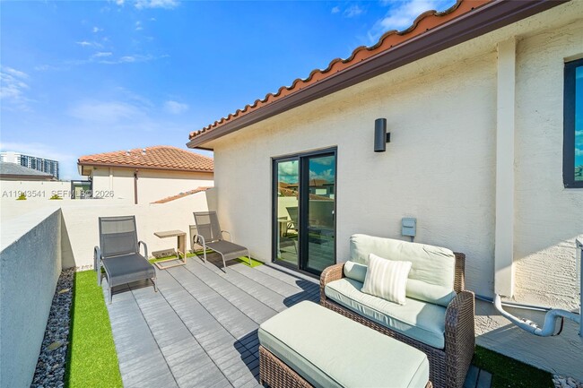 Building Photo - 4648 NW 83rd Ave