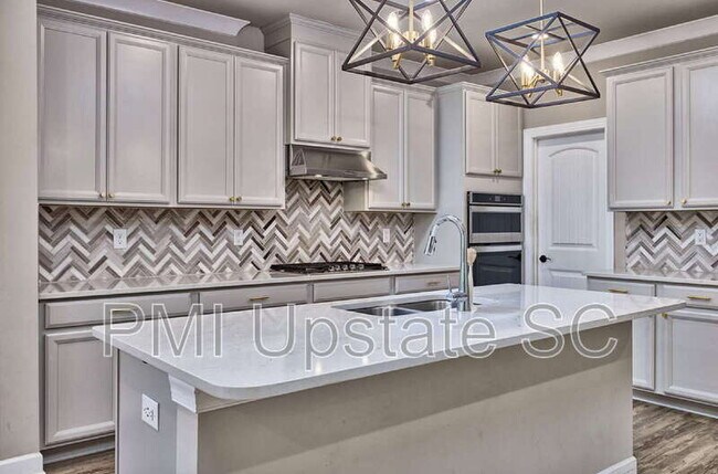Building Photo - 2310 Ditton Ct