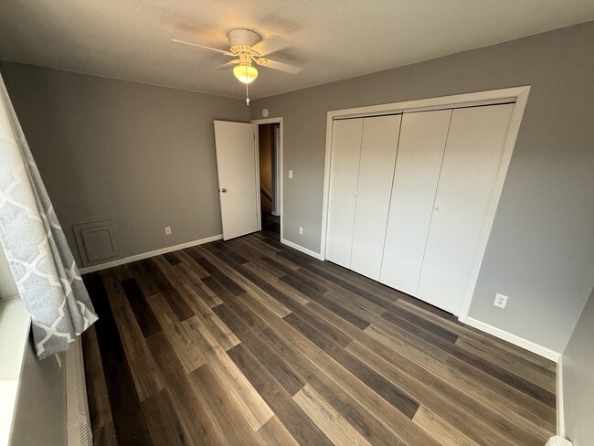 Building Photo - 824 37th Ave Ct