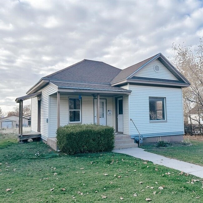 Building Photo - 72 S 300 E