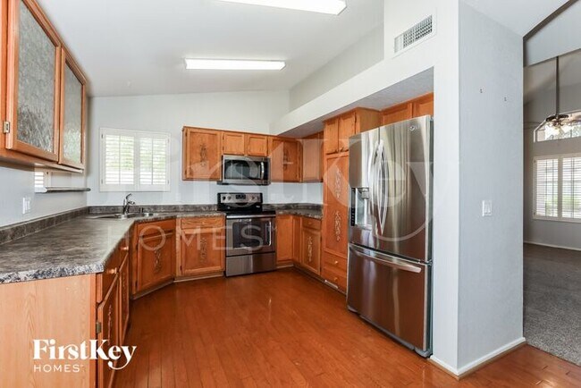 Building Photo - 1333 N Higley Rd