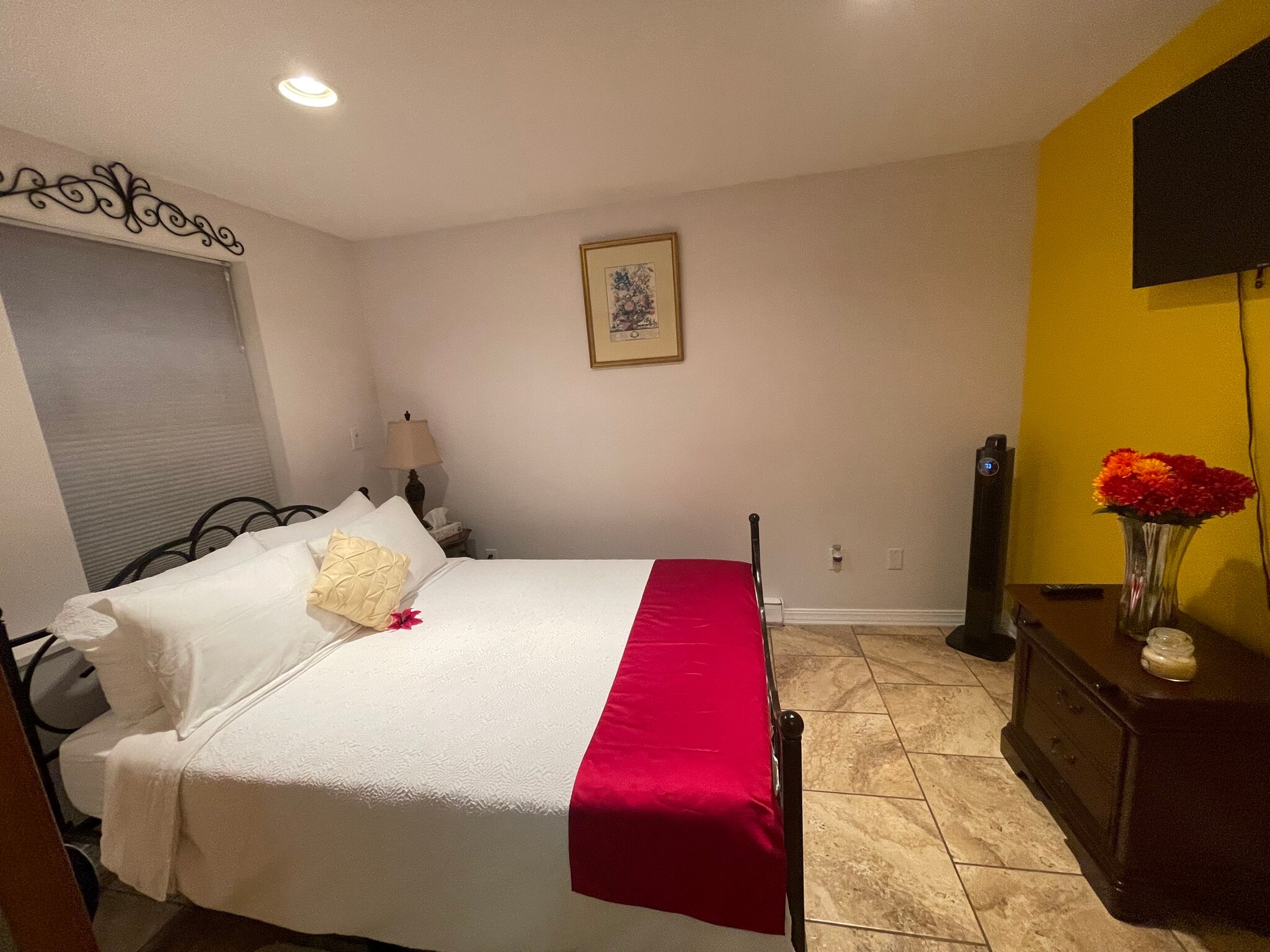 Bedroom - 140 Church St