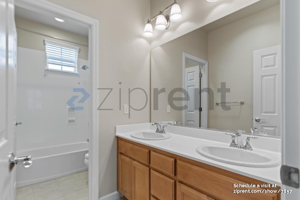 Building Photo - 213 Marbella Ln