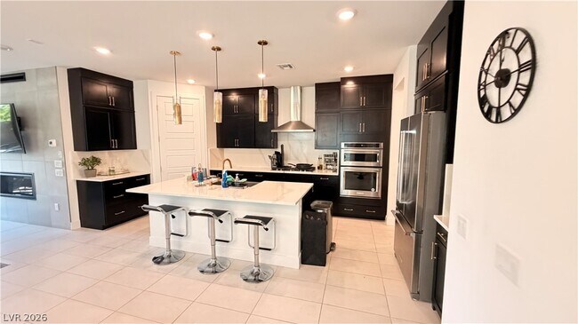 Building Photo - 6589 Songfest St