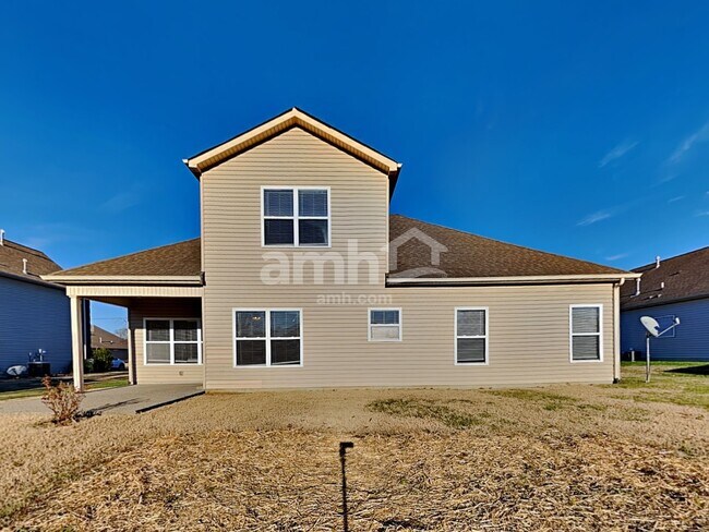 Building Photo - 533 Callie Ave