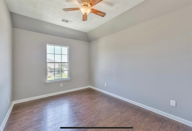 Building Photo - 21103 Mt Crest Ct