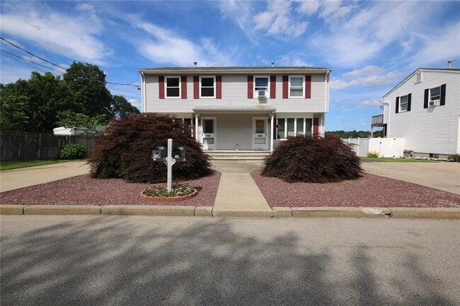 Building Photo - 149 Church St