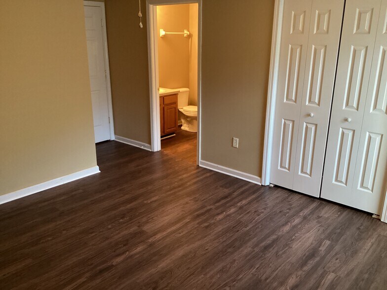 Building Photo - 4152 Lonicera Loop