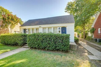 Building Photo - 2811 Willing Ave