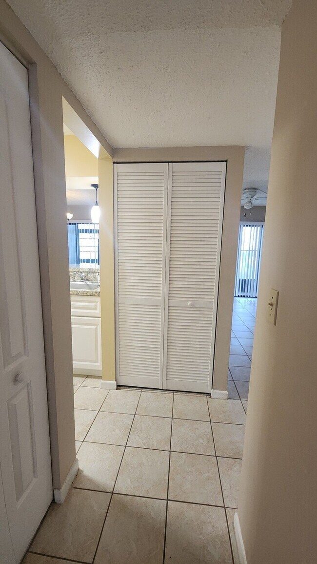 Building Photo - Conquistador 2 Bed 2 Bath - Just steps from the pool!