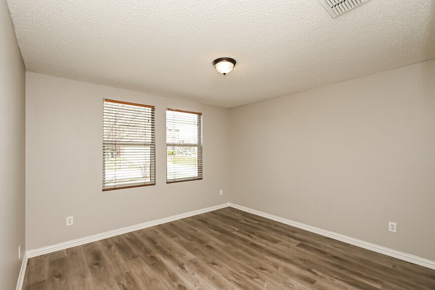 Building Photo - 1732 Rialto Way