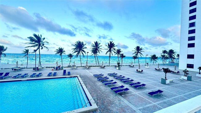 Building Photo - 2401 S Ocean Dr