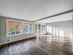 Building Photo - 5956 Fauntleroy Wy SW