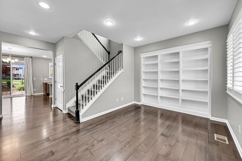 Building Photo - 7673 Bandit Dr