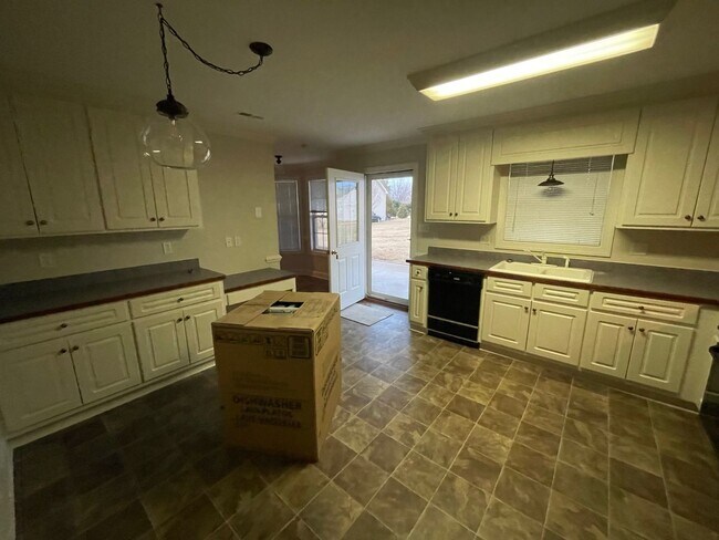 Building Photo - 5300 Hornes Church Rd