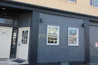 Building Photo - 325 N Main St