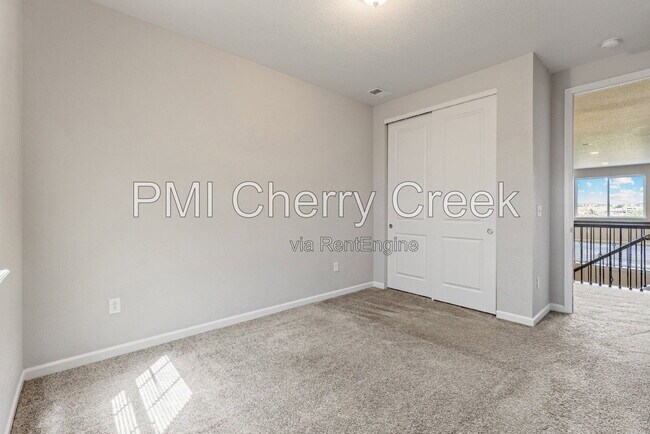 Building Photo - 10922 Ledges Rd