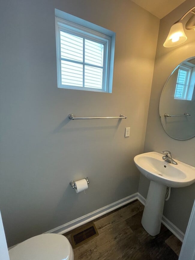 Building Photo - Wexford/Pine Township - 3 Bedroom (+1 in Basement), 3.5 Bath Townhome