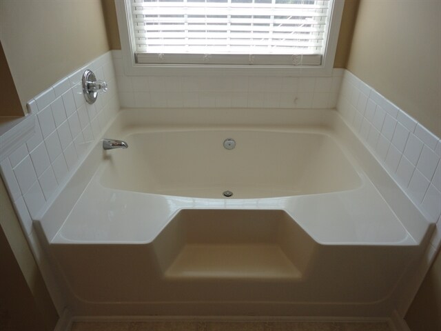 Building Photo - 3257 Tuggle Ives Dr