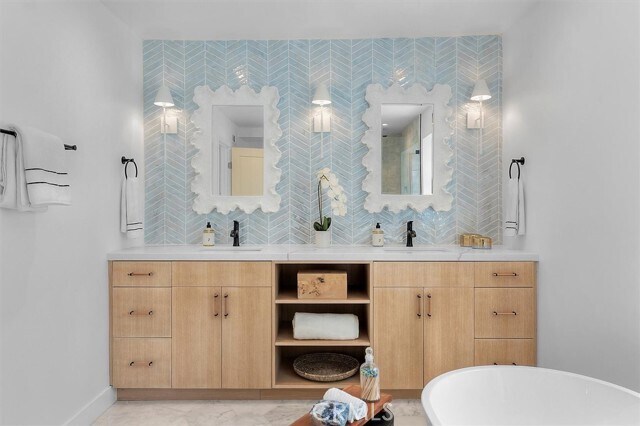 Building Photo - 17481 Tramonto Dr