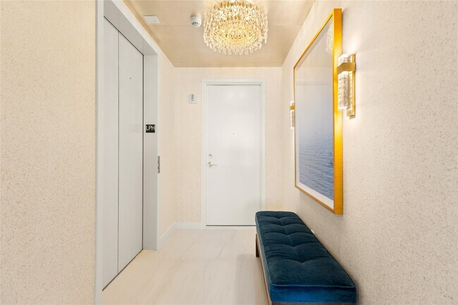 Building Photo - 900 N Ocean Blvd