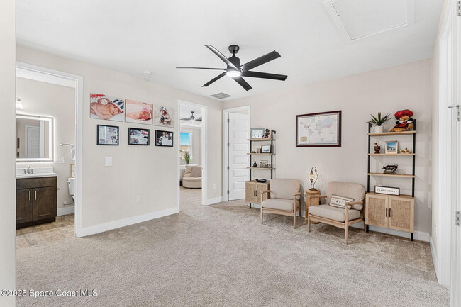 Building Photo - 786 Clearwater Ave