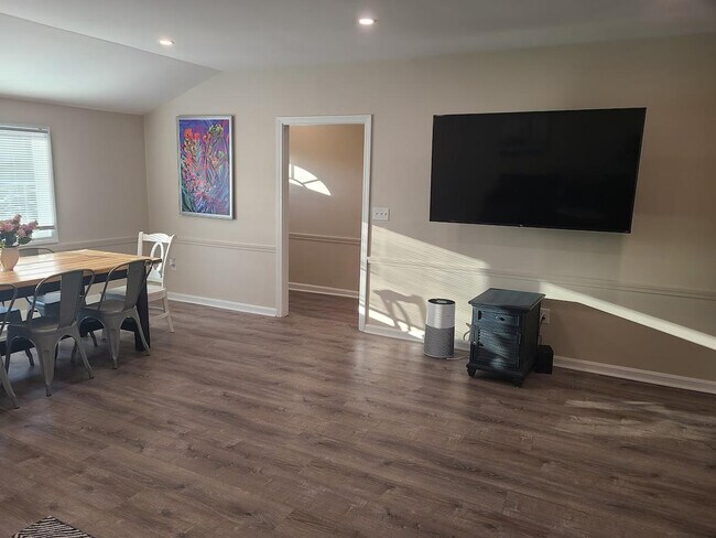 Building Photo - 22f Atlantic Ave