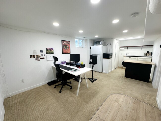 Basement Living Area - 525 Perry St