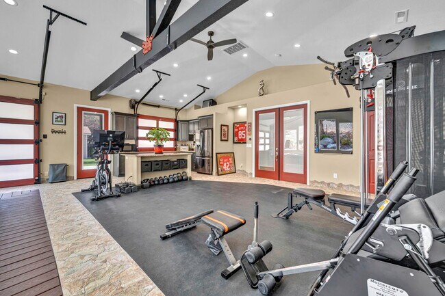 Building Photo - 6015 Stillmeadow Dr
