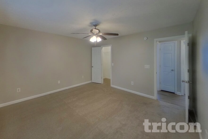 Building Photo - 5020 Millers Glen