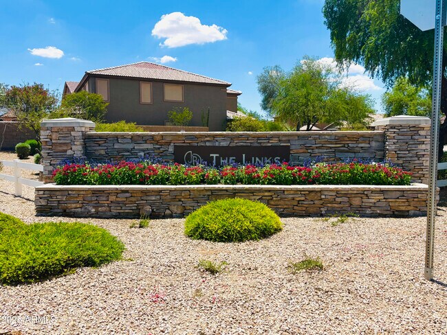 Building Photo - 29152 N Red Finch Dr