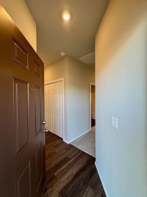 Building Photo - 2006 E Annette Dr