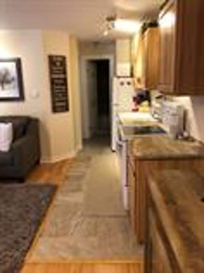 Building Photo - Amazing Downtown Breckenridge Location!  Studio Apartment