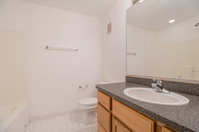 Building Photo - 8104 Addington Dr