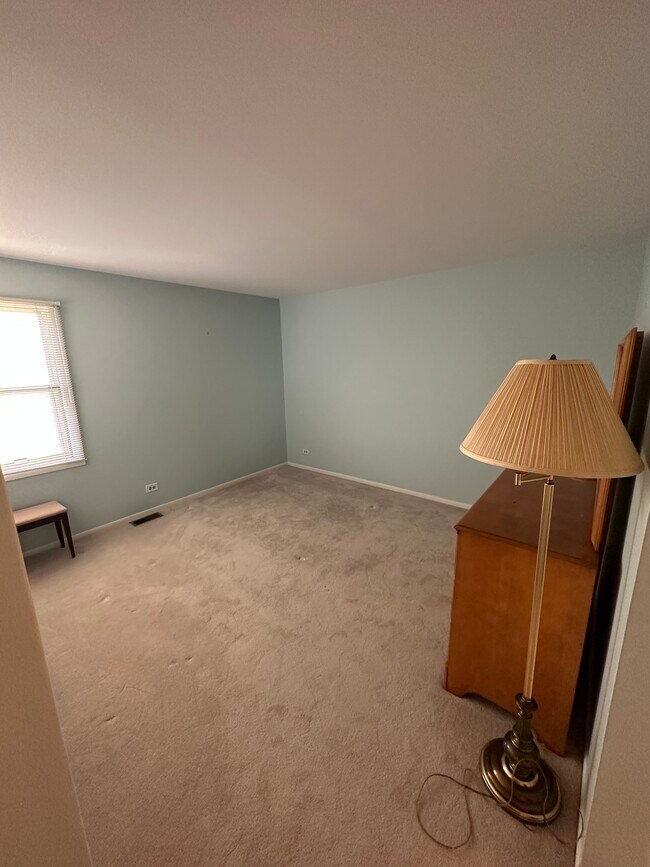 Building Photo - 573 E Windgate Ct