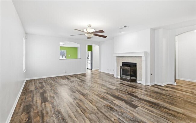 Building Photo - 1718 Lloydminister Way