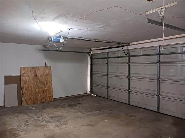 Building Photo - 704 Allison Dr