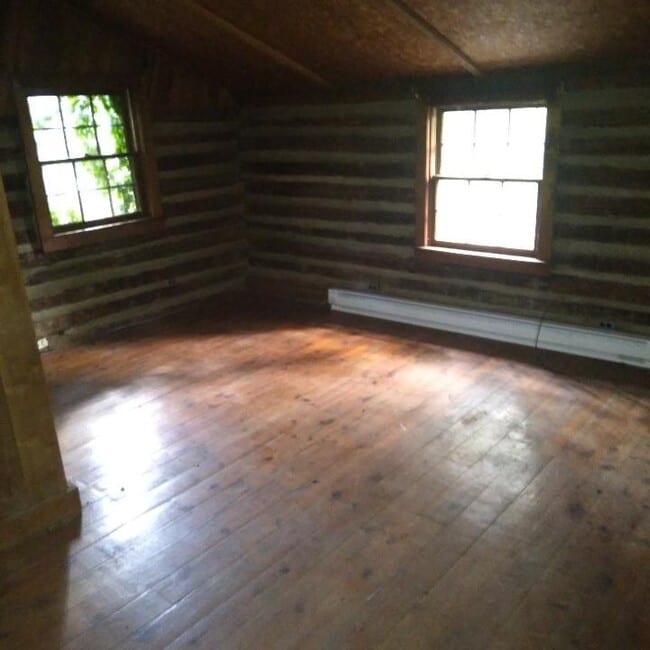 Building Photo - 394 Rock Hill Dr