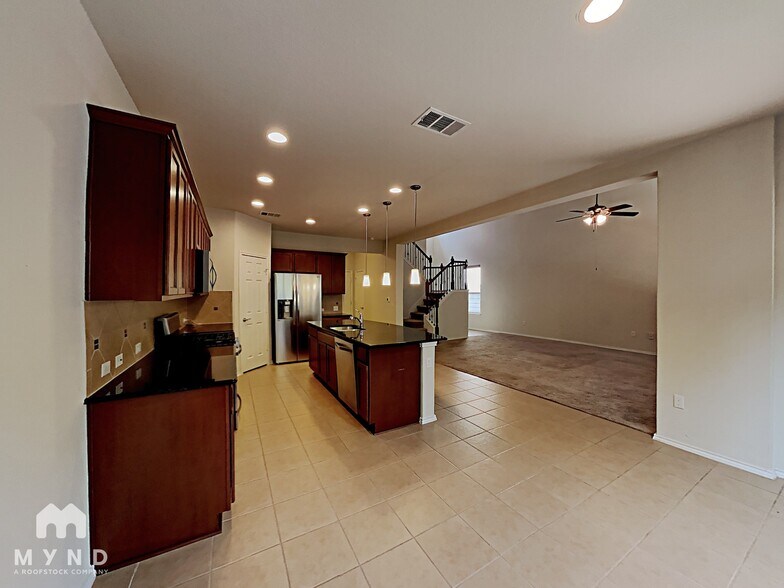 Building Photo - 9307 Tanager Way