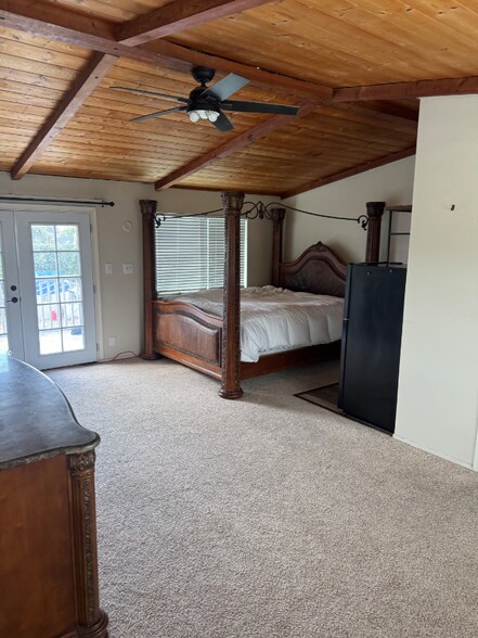 Primary Photo - 4859 Stuart Dr