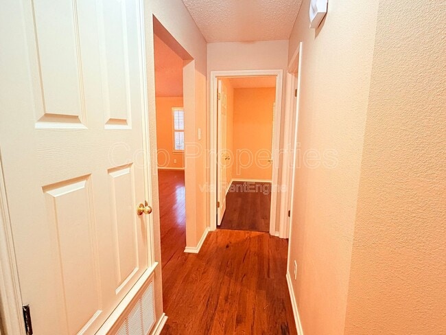 Building Photo - 15022 Polynesian