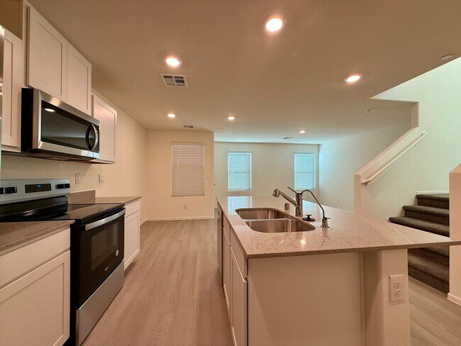 Building Photo - BRAND NEW 3 BED 2.5 BATH 2 CAR GARAGE TOWNHOUSE W/ LOFT FOR RENT!!!
