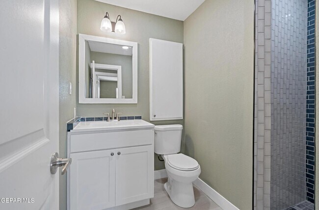 Building Photo - 10096 Ontario Ave