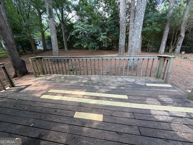 Building Photo - 734 Marthas Dr