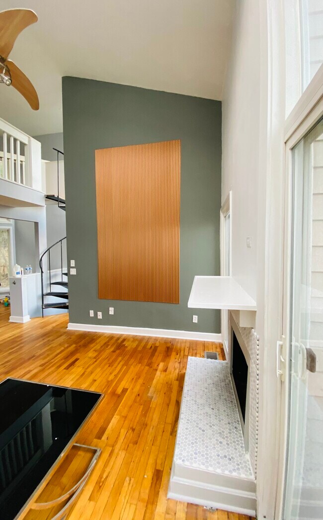 Building Photo - 2311 Maryland Ave